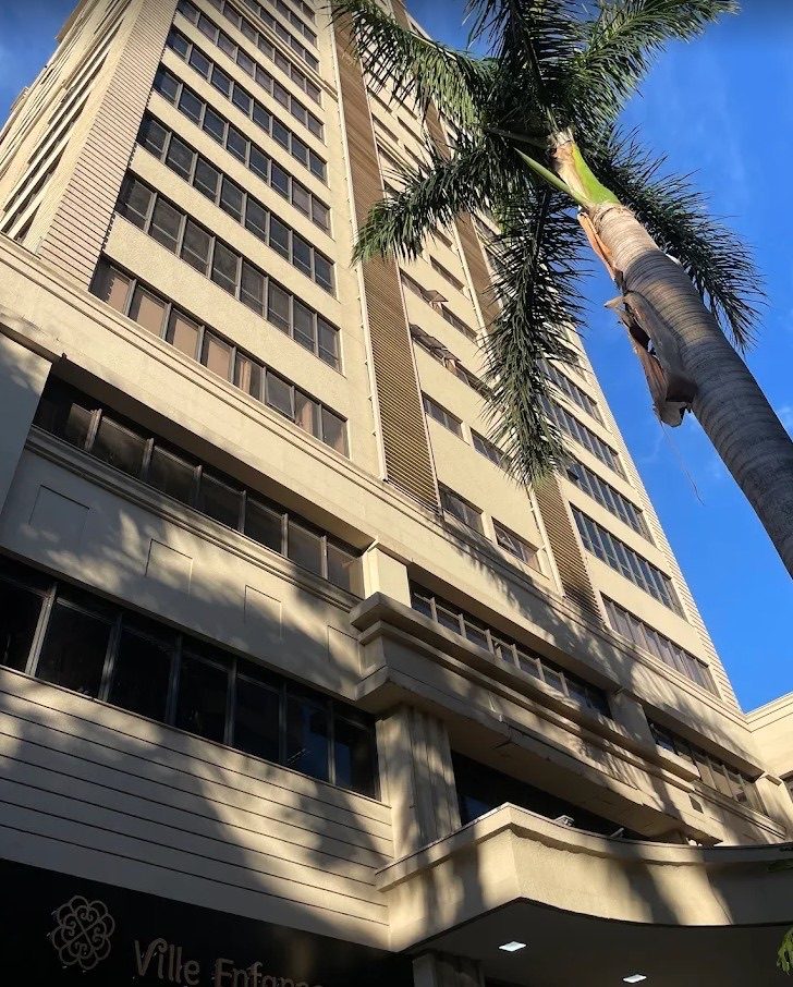 Fachada do edifício onde a Bueno & Maestri atua